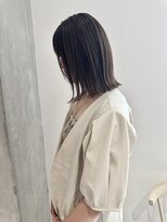 ヨーク(YOKE)&nbsp;YOKE ぱつっと切りっぱなしボブ結べるボブネイビーグレージュ