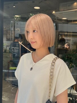 オムズ(OM's) ハイトーンベージュ/ボブ/顔まわりカット