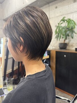 ダン(DAN.) ひし形ショート