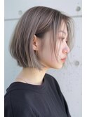 ショートボブハイトーン