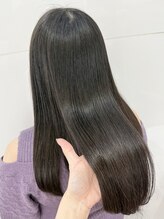 ムーア(MUA)&nbsp;うるつや×レイヤー×ダークグレージュ