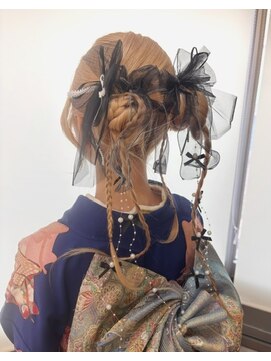 エムツージェイ(M2J) ☆ツインお団子アレンジ☆