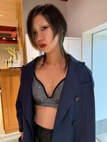 ナチュラル ヘアーデザイニング(Natural hair designing) ウルフレイヤー/インナーカラー/イヤリングカラー/くびれヘア