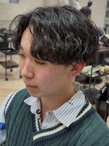 レイズ 名古屋駅(RAYS)&nbsp;波巻きスパイラルパーマ刈り上げセンターパート h