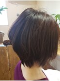ショートボブ