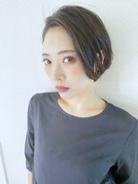 フラミューム 小田原(flammeum) サイド分けクールショートボブ前髪なし　小田原