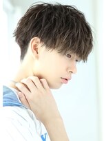 リップス 池袋(LIPPS) ツーブロック　刈り上げ　スパイラルパーマ