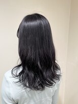 アズール 草加(azule) 黒髪 ディープバイオレット 艶セミディ ウェーブ