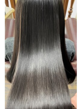 スリー(THREE) つるつる極上ストレート