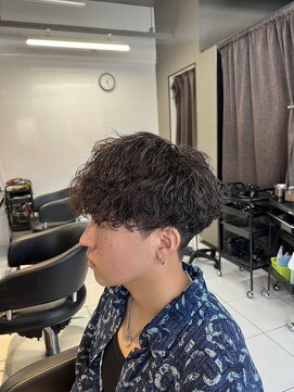 アイズ 海老名(AIZU) 波巻きスパイラルパーマ　シャドウパーマ　メンズパーマ