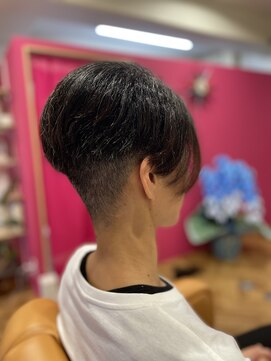 スノウ(snow) 刈り上げアシメショート