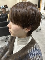 ヒュイル バイ ニアウ(Hwyl by Niau) メンズナチュラルマッシュスパイラルパーマニュアンスパーマ眉毛