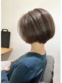 ショートボブ