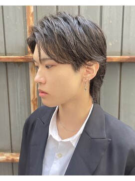 フリーク バーバーショップ 都島店(FREAK BARBER SHOP) 黒髪ナチュラルコンマバング韓国風センターパート