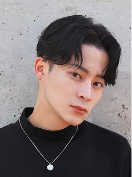 メンズフィール 心斎橋(MENS FEEL)の写真/【心斎橋駅徒歩2分】シーン,雰囲気に合わせた提案をしてくれるから、幅広い年代のメンズから高い支持◎