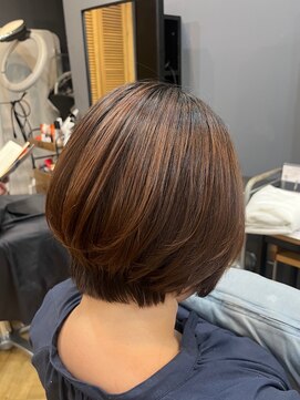 アルター(aL ter) ひし形ボブ［デザインカラー/レイヤーカット/ウェットヘア］