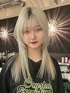 ダブ アオヤマ(DaB AOYAMA) 顔まわりレイヤーカット顔まわりカットウルフカットシースルー