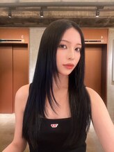 シウン(SIUN.) 大人艶々レイヤーカット