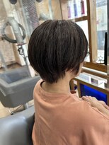 スタジオ アルファプラス 日暮里店(studio α+)&nbsp;ステップボーンカットカットボブショートハイライト白髪ぼかし