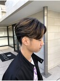 韓国 メンズ ハイライト センターパート 成城