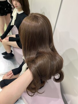 ジーナリア(Xena ria) 《Kaho》ダブルカラー/ブリーチ無しカラー/ヘーゼルベージュ