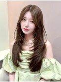 韓国ヘア アッシュブラウン 顔まわりレイヤー 天使レイヤー