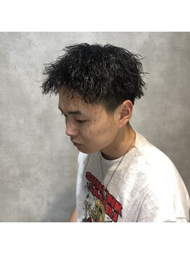 ヘアーメイクチック(HAIR MAKE CHiC) ツイスパショート