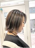 大人女性のための立体感レイヤーボブ