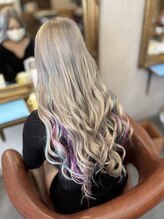 私だけの「絶対的かわいい」色！派手髪＆ハイトーンはお任せ！