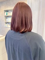 キャアリー(Caary)&nbsp;福山市Caary春夏ブリーチダブルカラー暖色チェリーピンク艶ボブ