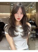 ダークラベンダーグレージュレイヤーカット韓国巻き顔周りカット