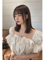 リチェッタ(Ricetta) ツヤ感ブラントカット・ナチュラルストレートセミロング