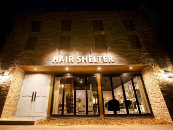 ヘアー シェルター(HAIR SHELTER)の写真/【SHELTER＝こころのよりどころ】レンガ積みの暖炉、テラスなど…心がほっと温まるくつろぎ空間★