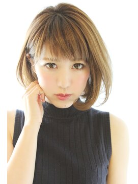 レウナ 外苑前(Reuna) ３０代・４０代に人気シルエットが綺麗なひし形ボブ