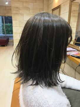 フランジ(Frange) ゆるふわ外ハネスタイル