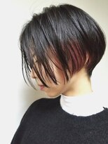メリケンビューティーパーラー コウベ(MERICAN BEAUTY PARLOR KOBE) 【黒髪ショートボブ×ポイントカラー】tomo