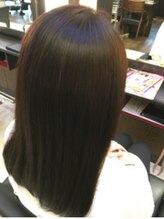 日本で取り扱いできるサロンは1％のみ！希少性の高いツヤ髪Tｒを使用◎質感を整える毛髪改善も大好評！