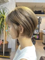 ニコフル(Nico-Hulu) 丸みショート/襟足スッキリ/オリーブ/ハイライト【人形町/浜町】