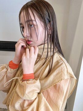 ユーア(yuur.) パツっとラインストレート