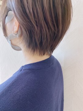 ロンド ストラーダ 心斎橋(Lond strada) ショート×ハイライト白髪ぼかし×シルキーベージュ[心斎橋]