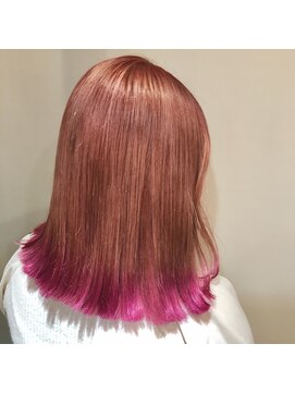 ヘアサルーンフラミンゴ(Hair saloon FLAMINGO) Wカラーピンク裾カラー