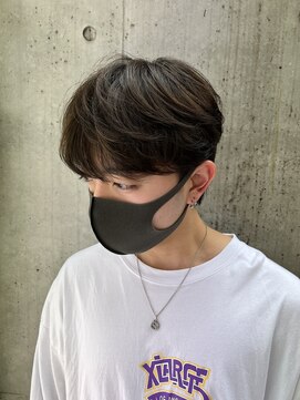 アルム オモテサンドウ(ALLM omotesando) 韓国マッシュ シースルーマッシュ サイドグラデーション