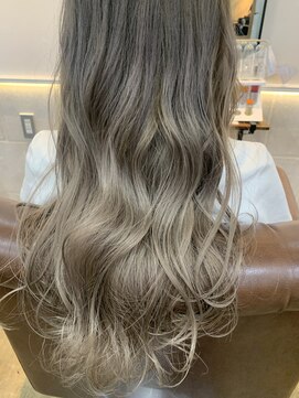 フェリアあべの(FERIA) 【大阪 天王寺】ホワイトベージュ×グラデーション