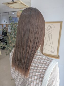 ウタ(uta) 【あおき ひかる】上質oggi トリートメント & 縮毛矯正