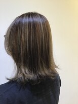 アースエレガンス 田町店(EARTH Elegance)&nbsp;白髪ぼかしペールベージュハイライト