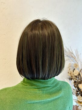 イソラヘアアトリエ(Isola hair atelier) 【Isola】ハイライト×ショートボブ