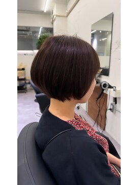 ノーティー(NORTY) ＞ふわっと丸みショートボブ＜