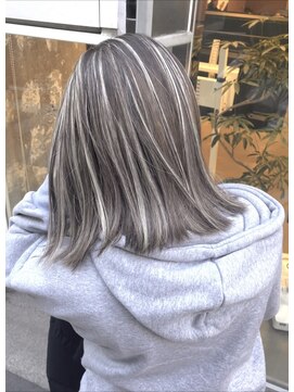 ユニー(uniii) ベース暗めハイライト