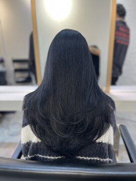 ブレンド 渋谷(BLend) 縮毛矯正.レイヤーカット.ブルーブラック.髪質改善. 黒髪