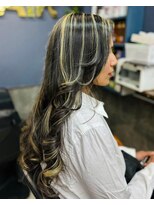 ライサンヘアネパール(Raisan Hair Nepal)&nbsp;ロングコントラストハイライト